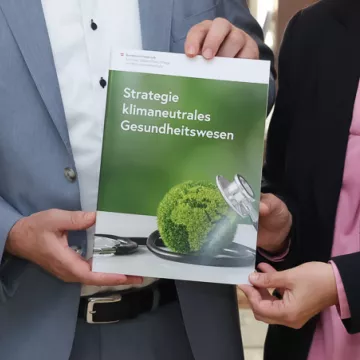 Strategie gehalten bei Pressekonferenz